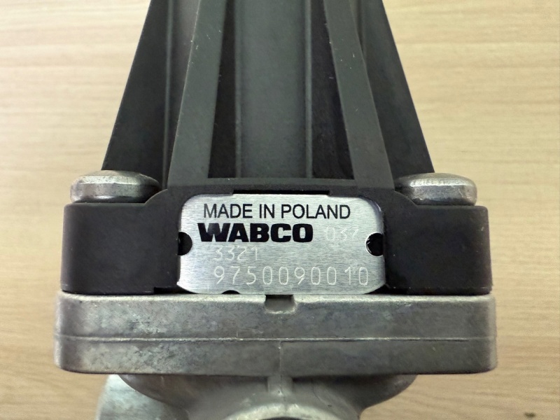 Клапан ограничения давления на КамАЗ 5490 / WABCO 9750090010 