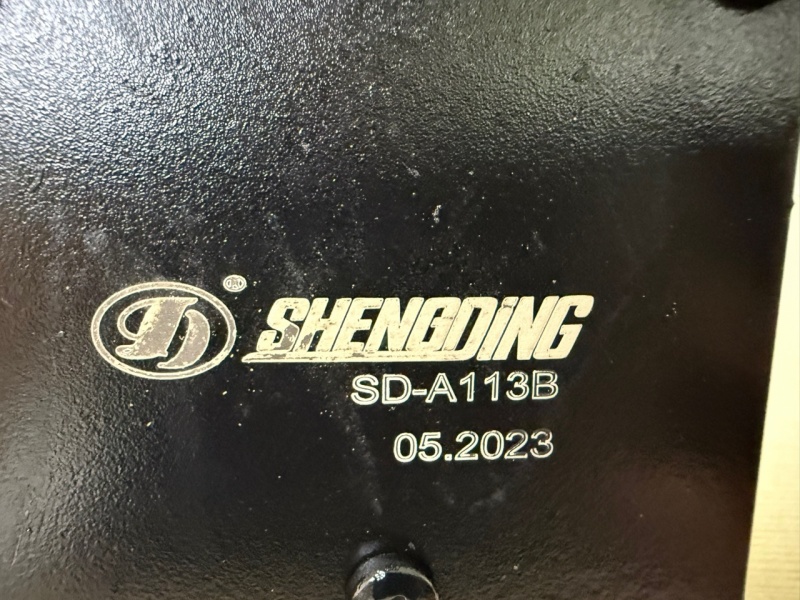 Насос механизма опрокидывания кабины на КамАЗ 5490, 6580 SD-A113D (ан. DHP2-123201) / Shengjiuding SD-A113 